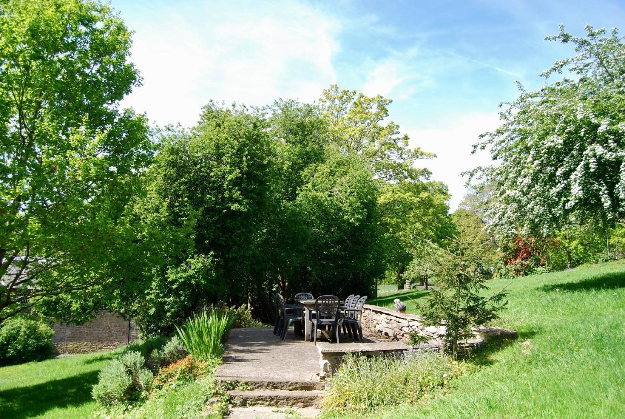 Glanhenwye Courtyard Cottages 글라스버리 외부 사진